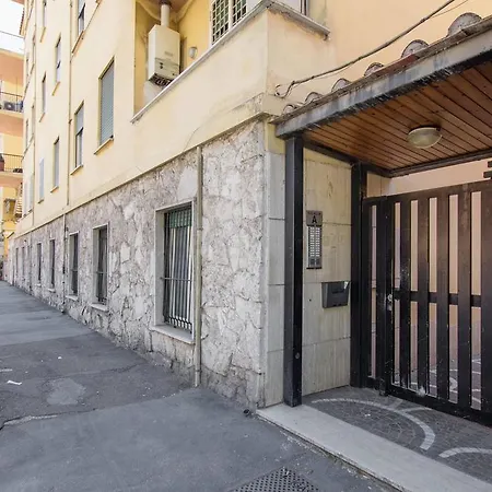 Charming Pamphili